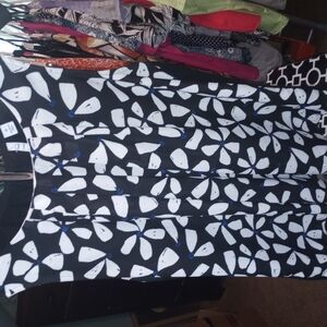 Black and White Sleeveless Dress